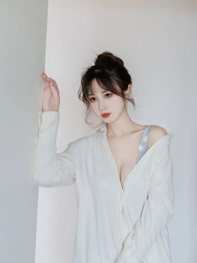 狠狠综合久久久久尤物_国产超碰人人爽人人做_欧美日韩一区二区精品视频在线观看